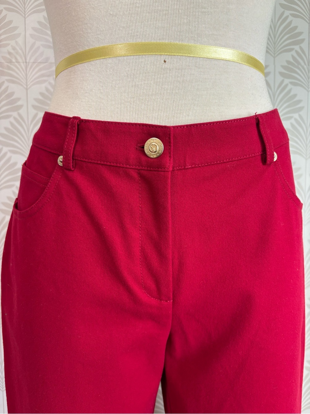 St. John Wide-Leg Pants in Deep Raspberry - Picture 2 of 6